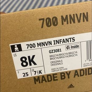 Yeezy 700s size 8k only worn twice